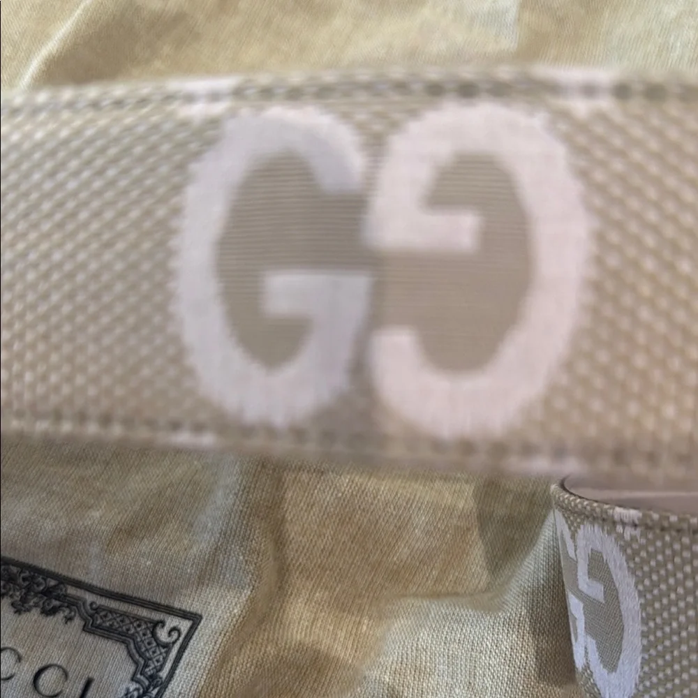 Gucci Gold and Tan Leather Belt with Iconic Double G Buckle - Picture 5 of 7